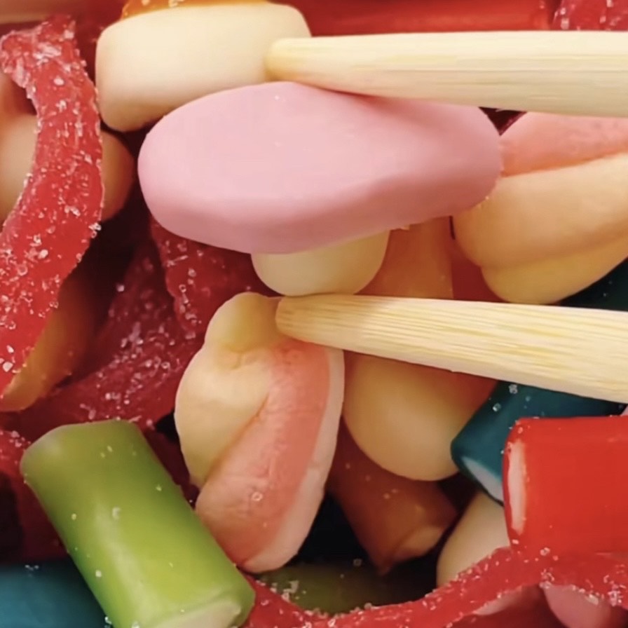 Halal Mini Candy Noodle Boxes (4 oz each)