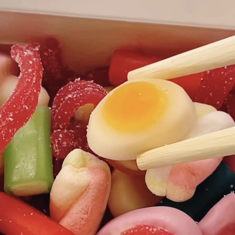 Halal Mini Candy Noodle Boxes (4 oz each)